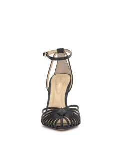 Thegarmentgarden.shop57913af720 2
